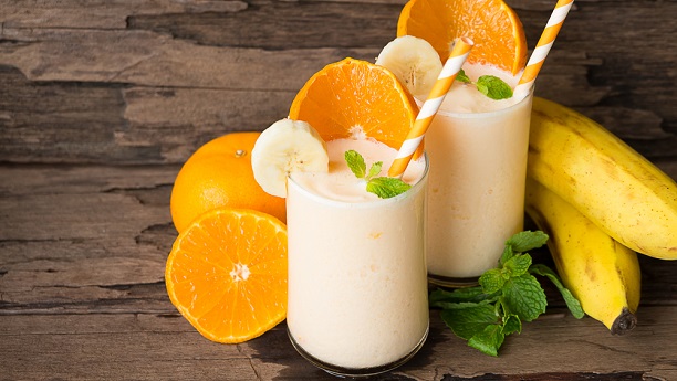Banana & Orange Shake By Chef Fauzia