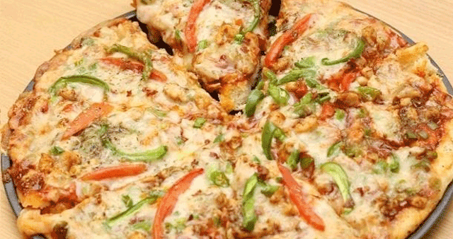 Chicken Pizza Recipe at Home (Urdu \u0026 English)