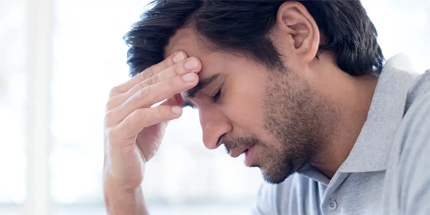 What foods should be avoided when we have a severe headache?