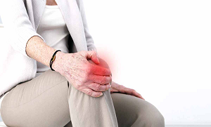  گھٹنوں کا درد چلنے پھرنے سے معذور کر سکتا ہے۔۔۔ جانیئے جوڑوں کے درد کی وجوہات اور اس میں کمی لانے کے لیے چند مفید مشورے