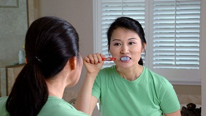 Brush Teeth with Lukewarm Water - Dental Experts