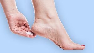 What Causes Cracked Heels? There are 11 Reasons
