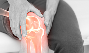اگر آپ بھی گھٹنوں کے درد سے پریشان ہیں تو بتائے گئے چند نسخے آزمائیں اور گھٹنوں کے درد سے ہمیشہ کے لئے چھٹکارا پائیں