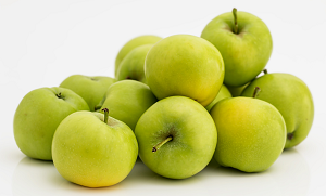 سبز سیب کھانے کے 5 حیران کن فوائد جنہیں جان کر یقیناً آپ دنگ رہ جائیں گے