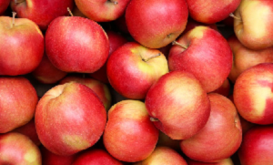 سیب کھانے کے 10 انمول فائدے