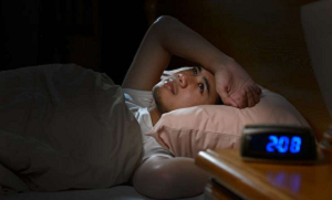 محض چند روز نیند کی کمی کے نقصانات۔۔ آپ کی توقع سے بھی کئی زیادہ، جانیں کے نیند کی کمی آپ کے لئے کتنی خطرناک ثابت ہو سکتی ہے