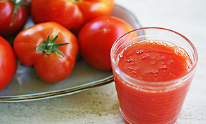 ٹماٹر کا جوس کولیسٹرول کنٹرول کرنے میں آپ کی مدد کس طرح کر سکتا ہے؟ جانیں ماہرین کی رائے