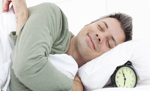 پُرسکون نیند لینا چاہتے ہیں تو آج سے ہی یہ عادتیں چھوڑ دیں، جانیں رات بھر پُرسکون نیند لینے کے چند طریقے