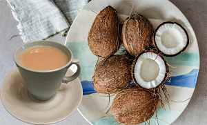 کیا آپ نے پہلے کبھی ناریل کی چائے پی ہے؟ اگر نہیں تو آج کے فوڈ سے جانیں زبردست چائے گھر میں بنانے کا طریقہ جو کرے وزن کم اور بنائے آپ کو خوبصورت