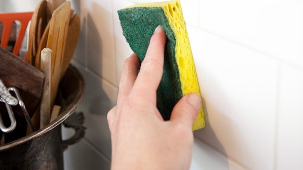 How to Clean Kitchen Wall Tiles