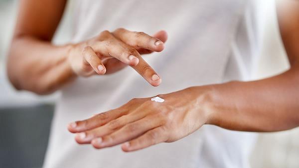 Hathon Ki Jild Ko Jawan Banane Ka Tarika