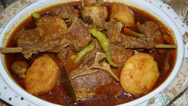Aaloo Gosht Recipe