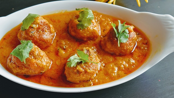 Kashmiri Meatballs Curry Recipe