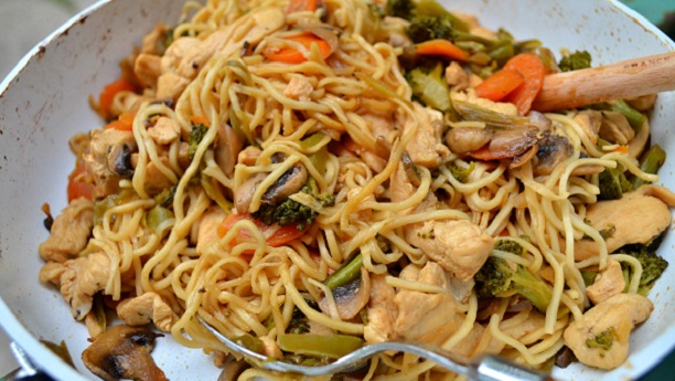 Chicken & Vegetables Noodles