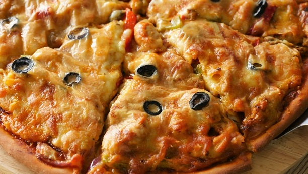 چکن فجیتا پیزا