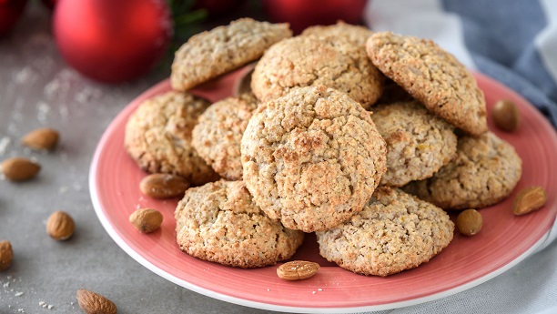 Easy Almond Cookies