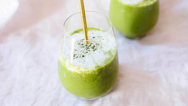 Mango-Green Tea Smoothie