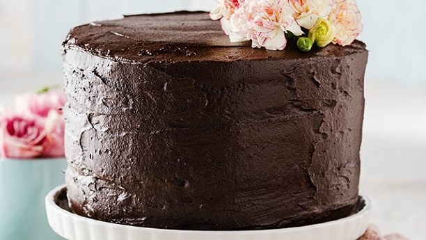 نواوون بیک چاکلیٹ کیک