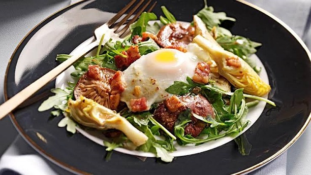 Poached egg Salad