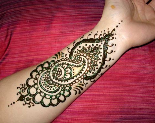 Latest Arabic Wrist Mehndi Design